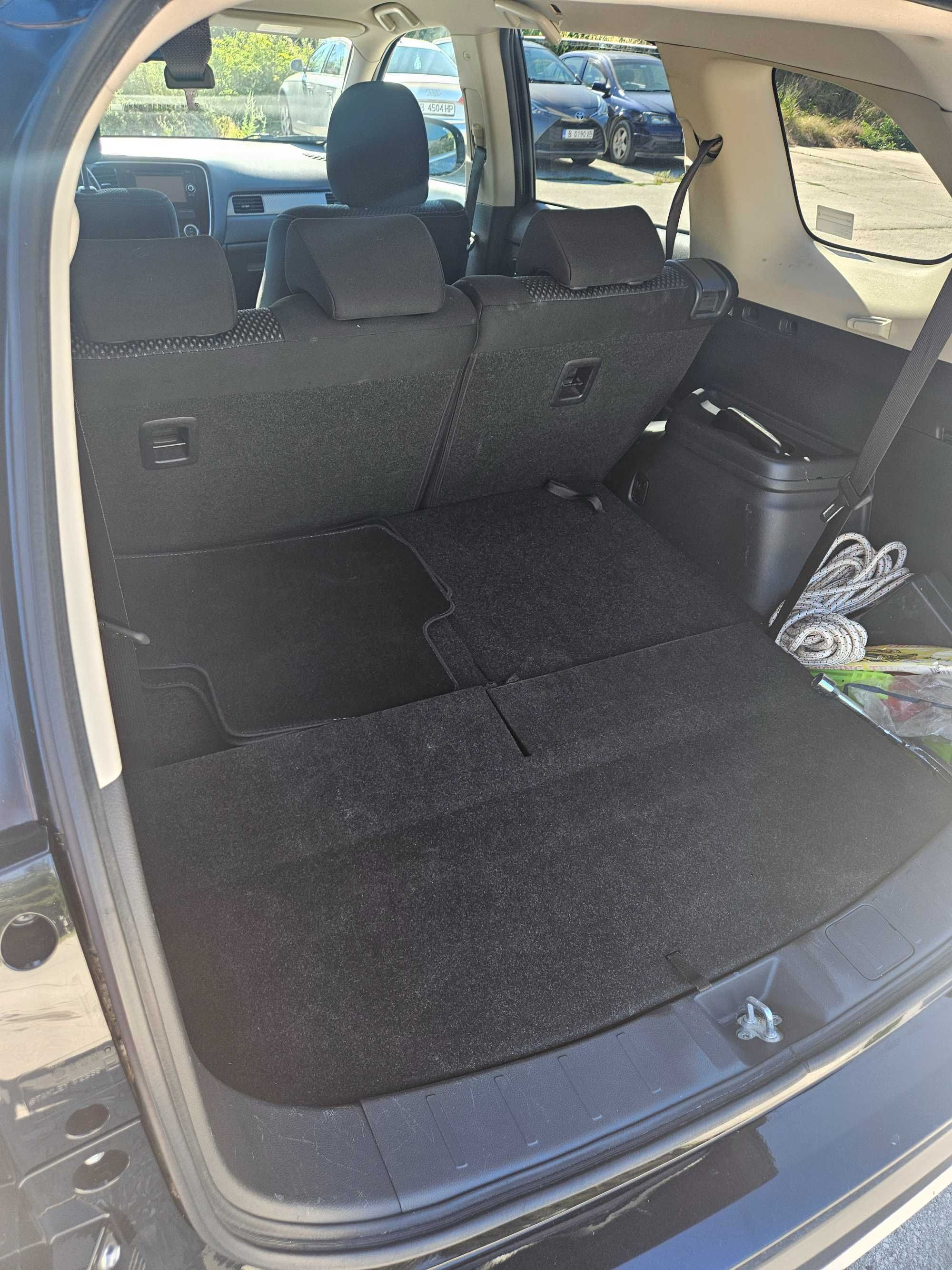 Mitsubishi Outlander 2.3 Di-D 4x4, 2016г, 7 местен, 150 кс