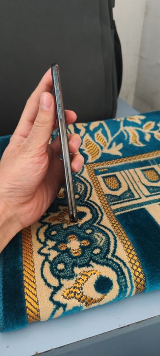 Iphone 11 pro Max.   Ideal