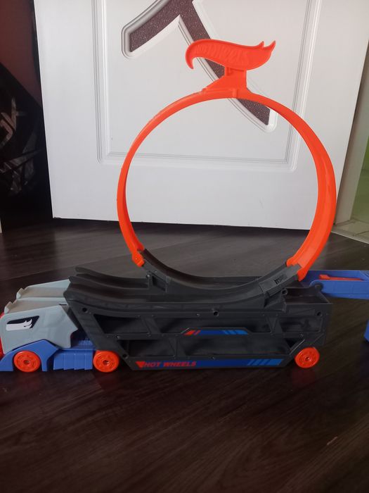 Hot wheels писти