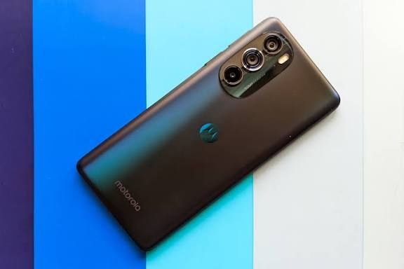 Телефон Motorola edge 2022 plus 8/512