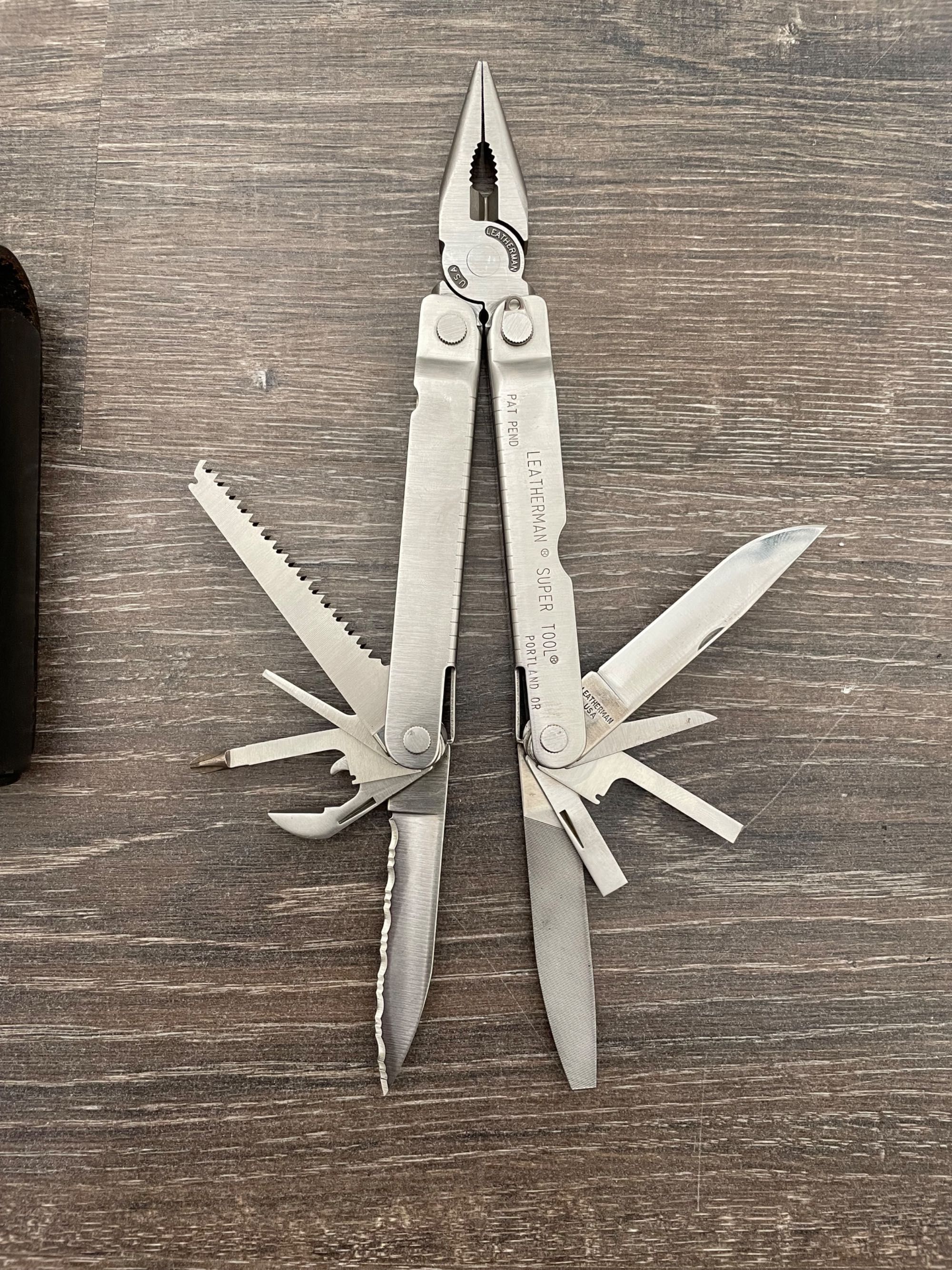 Leatherman supertool 1999 Мултифункционален
инструмент