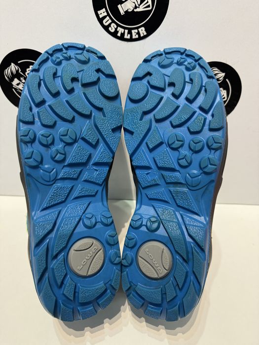 Туристически обувки LOWA GORE-TEX .Номер 40