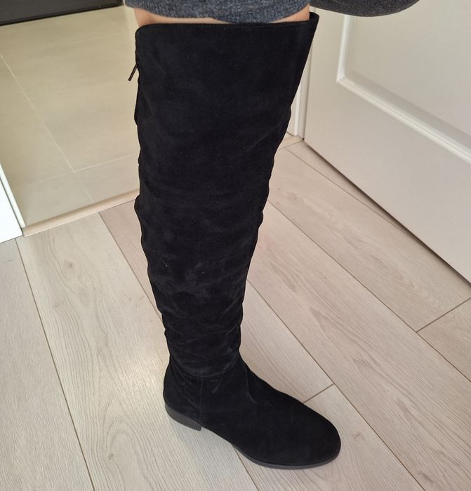 Vând cizme piele intoarsa, masura 40