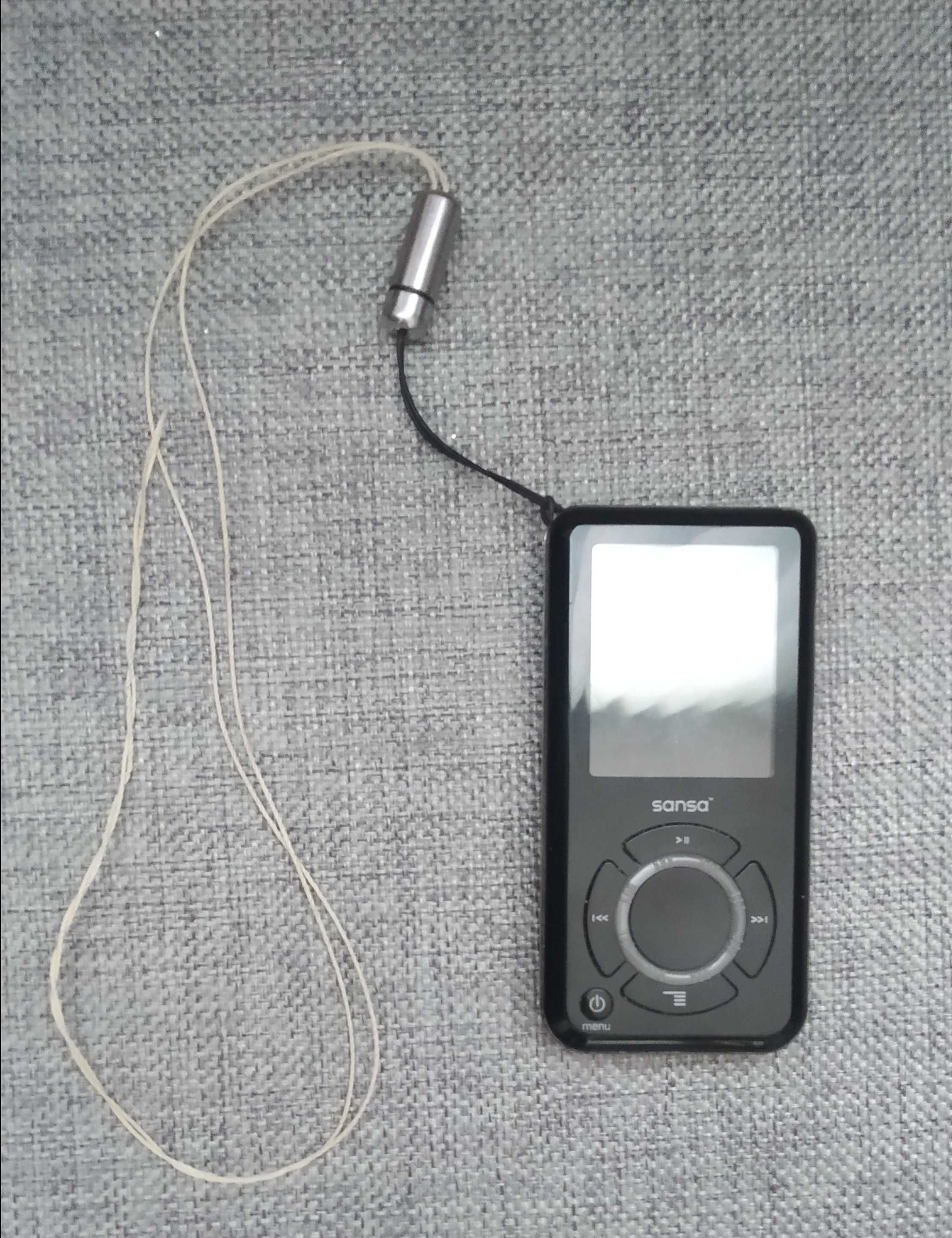 Sansa e200 Media MP3 Плеър, 4GB- едно от първите подобни устройства