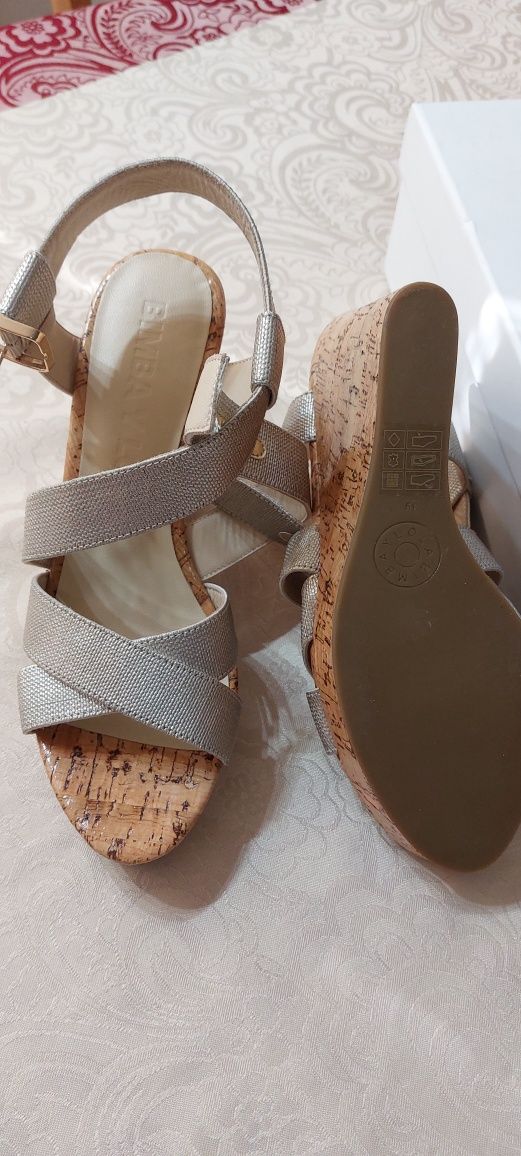 Нови дамски сандали "BIMBA Y LOLA" и подарък-дамски SALAMANDER -39н.