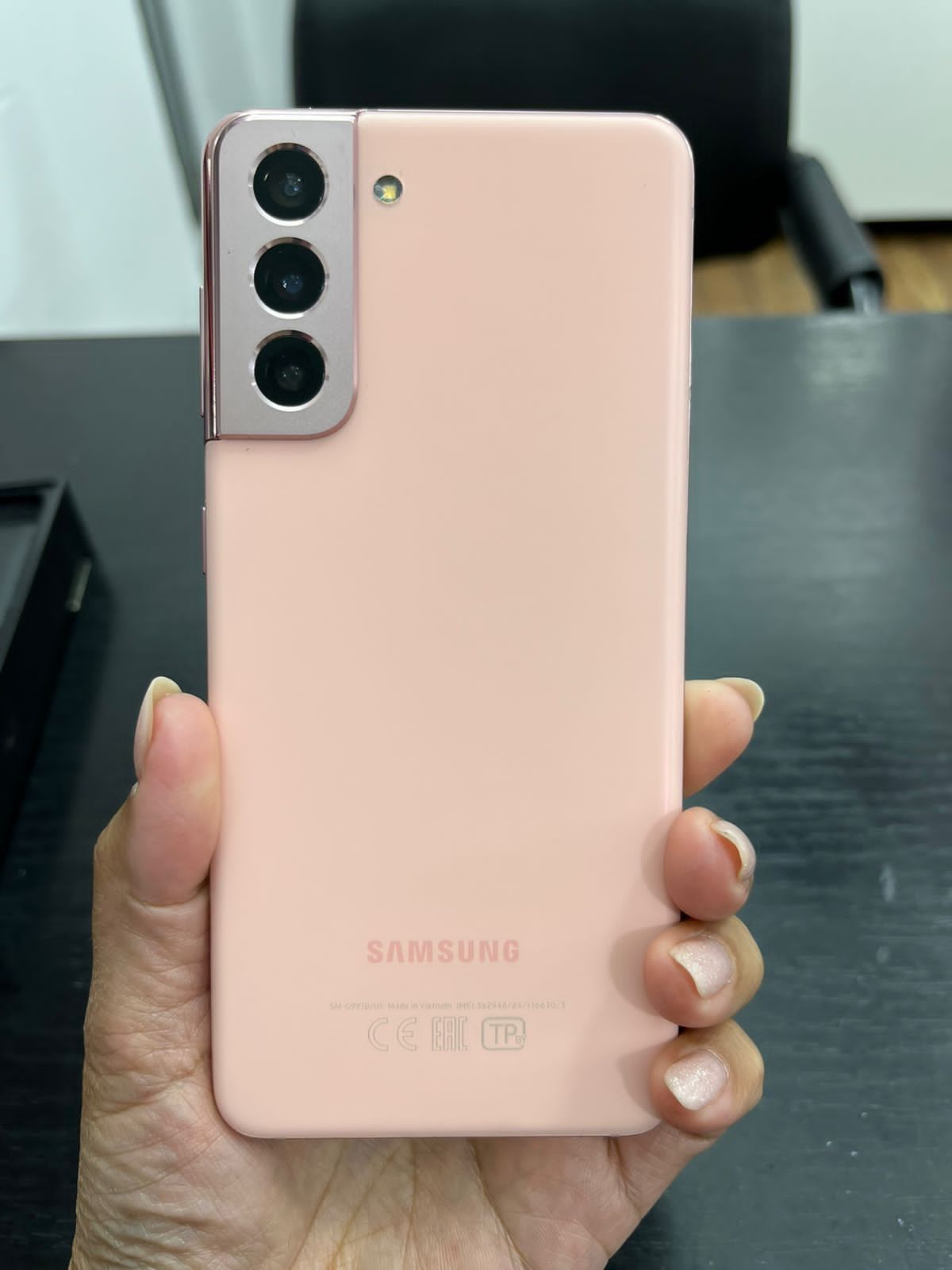 Смартфон Samsung S21