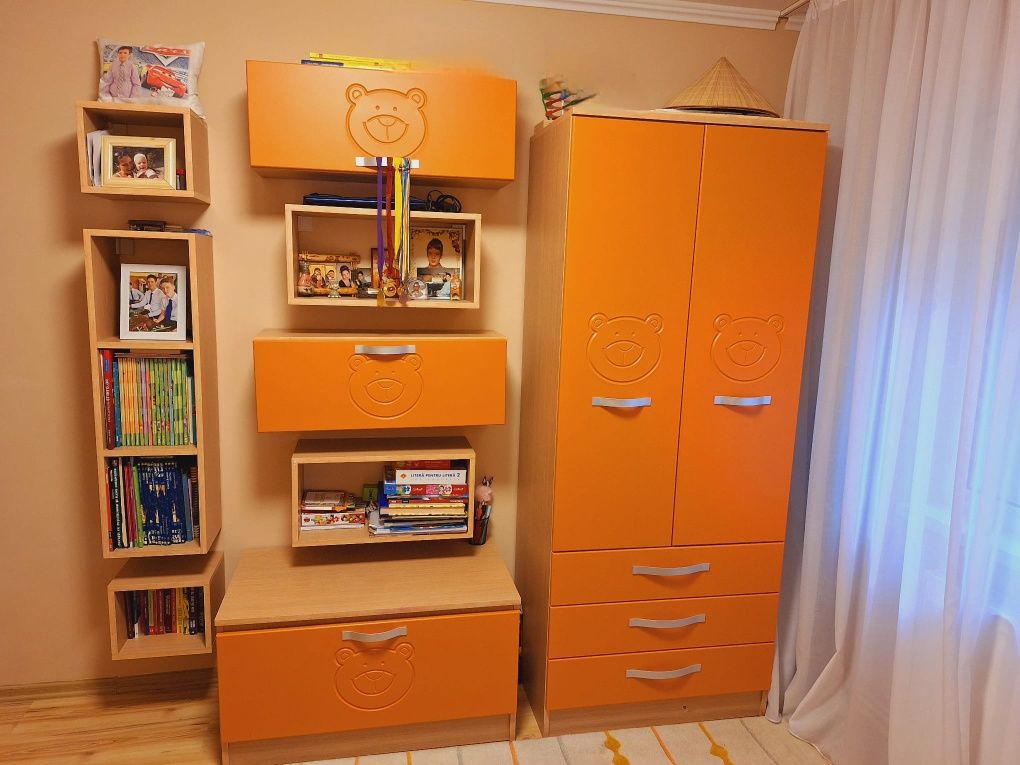 Mobila camera copil din MDF + birou
