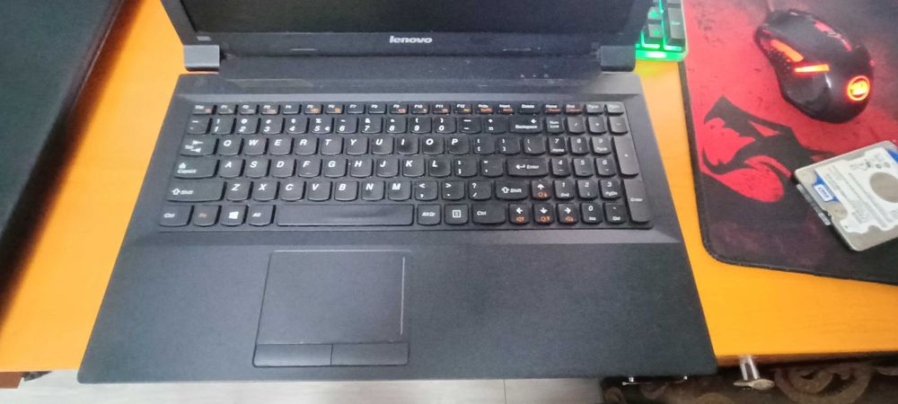 Laptop Lenovo B590 procesor Intel Celeron 1005M 1.90GHz, 4GB