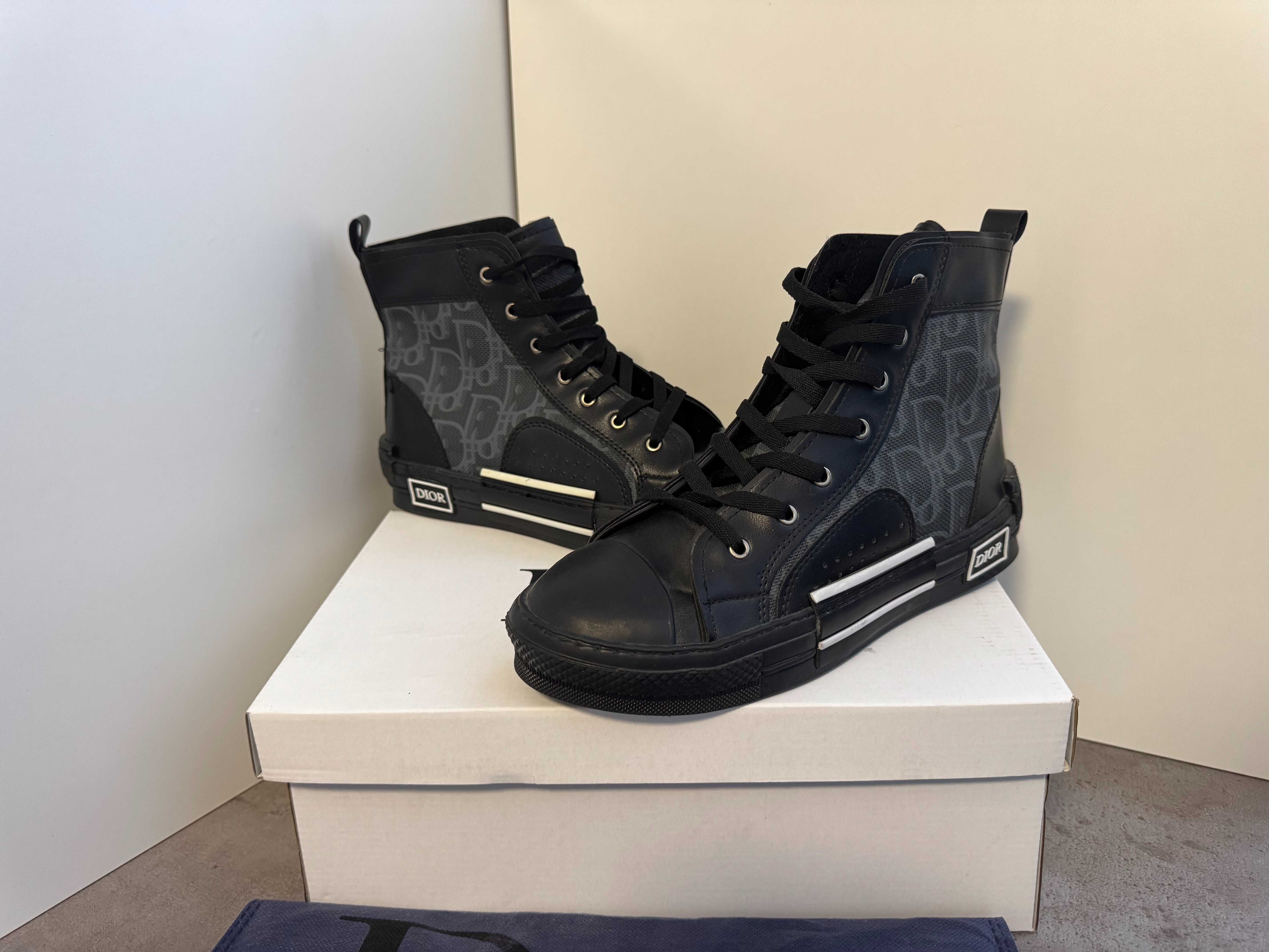 Adidasi DIOR Essentials B23 HIGH-TOP - Produs Nou,Full Box, Premium