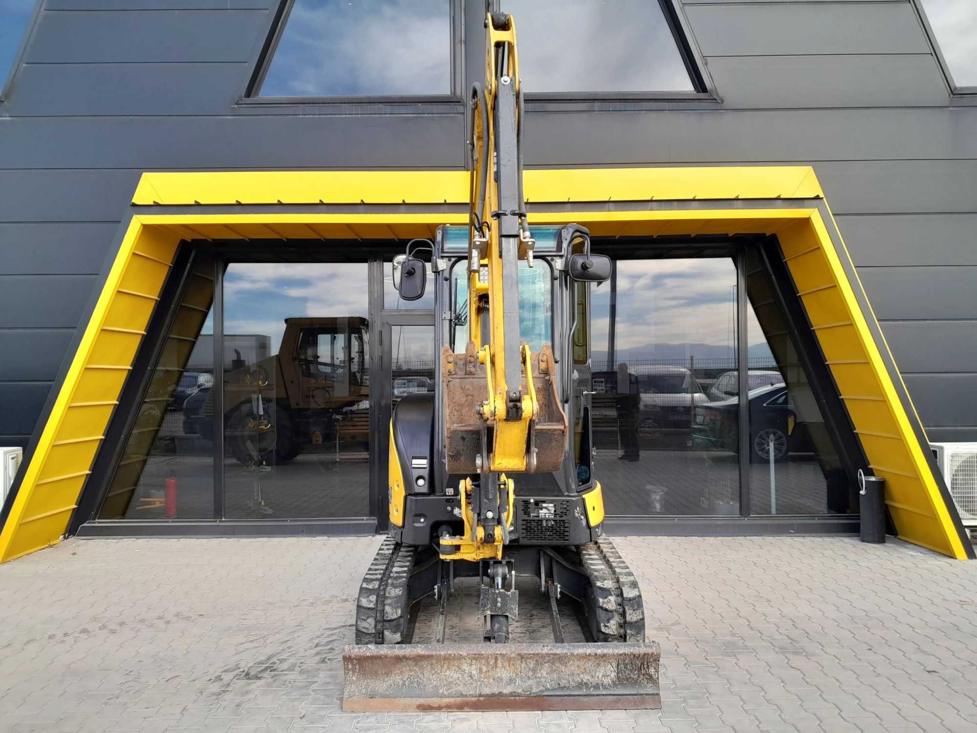 Багер Yanmar ViO26-6 2665кг