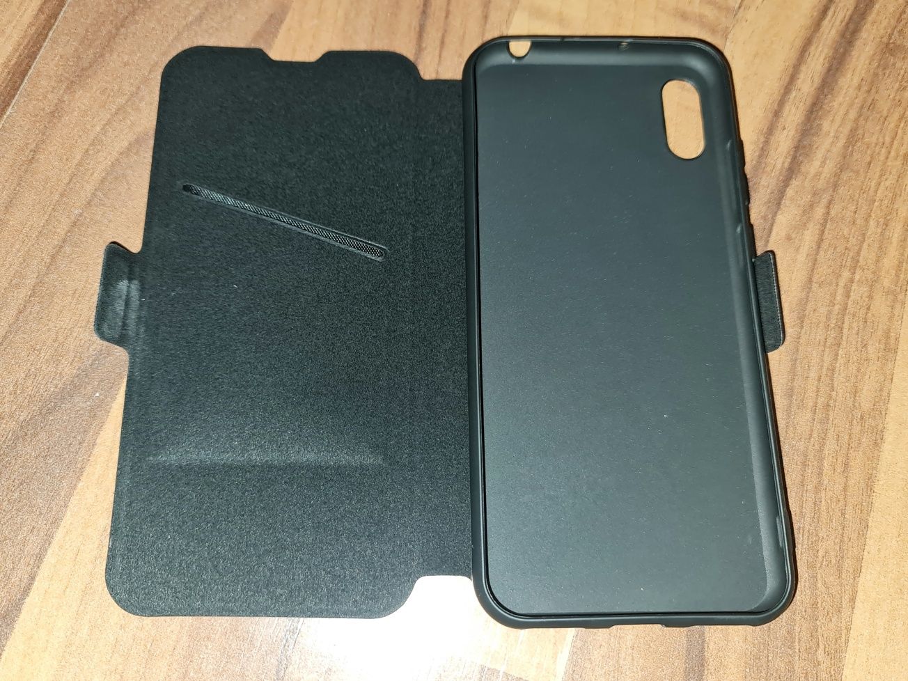 Husa flip originala Lemontti Magnetic Book Case Huawei Y6 Y6s 2019