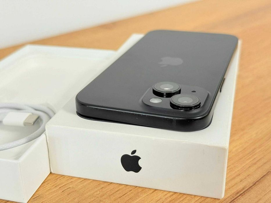 iPhone 15 перфектен