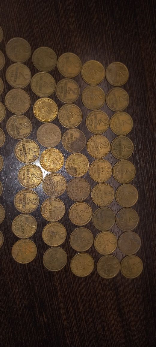 Продам старые монеты, старых годов