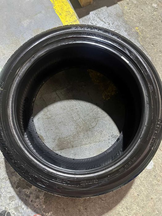 Anvelope Pirelli vara 295 / 40 / R 21-  DOT 0822