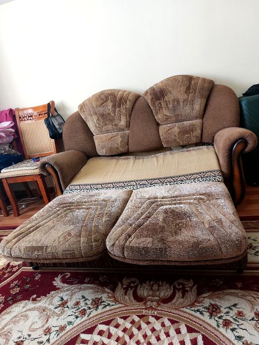 Продаётся диван в отличном состоянии