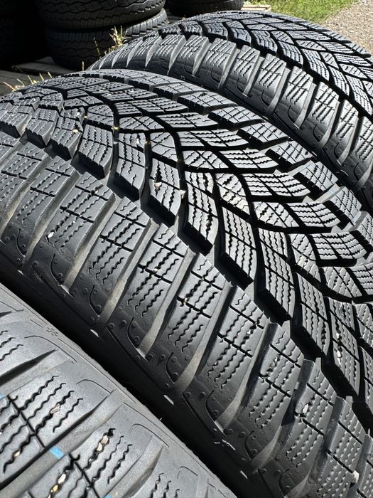 225/45/17 Goodyear 4бр зимни гуми внос Швейцария!
