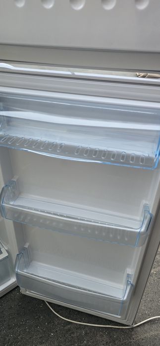 Frigider BEKO 150l NOU