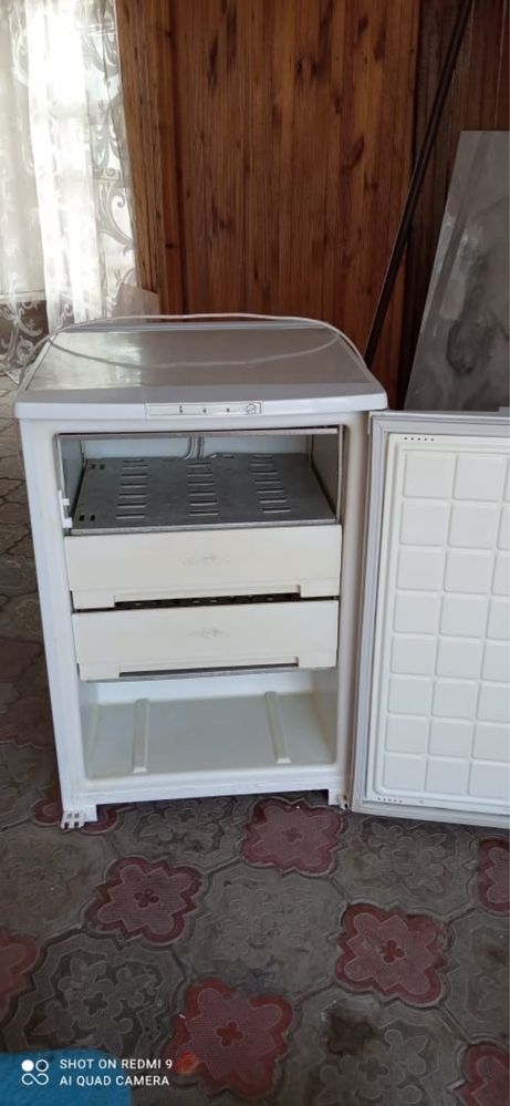 Морозильник Бирюса