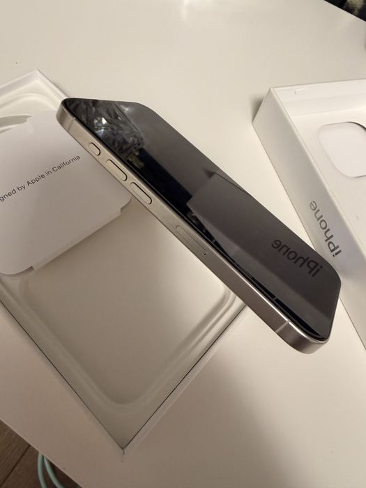 Se vinde Iphone 15 pro