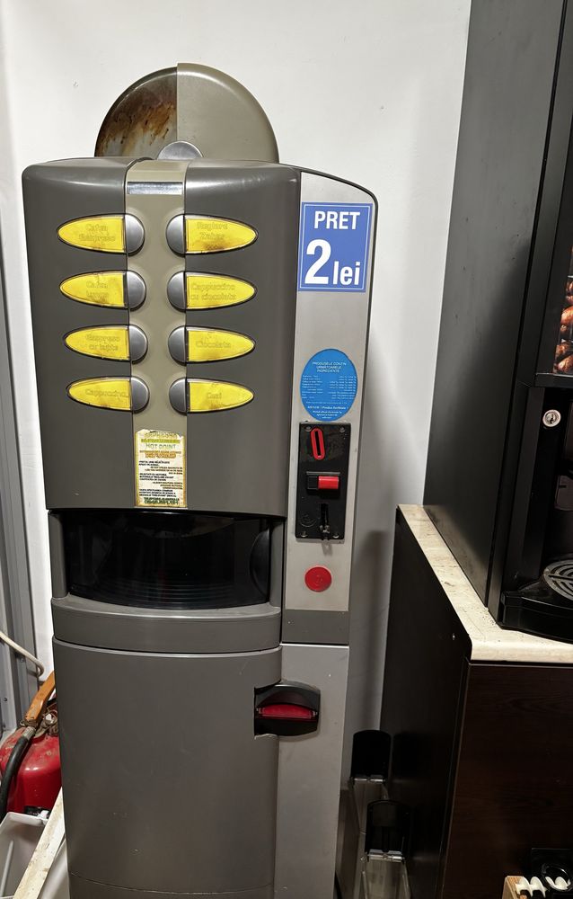 Automate cafea.
