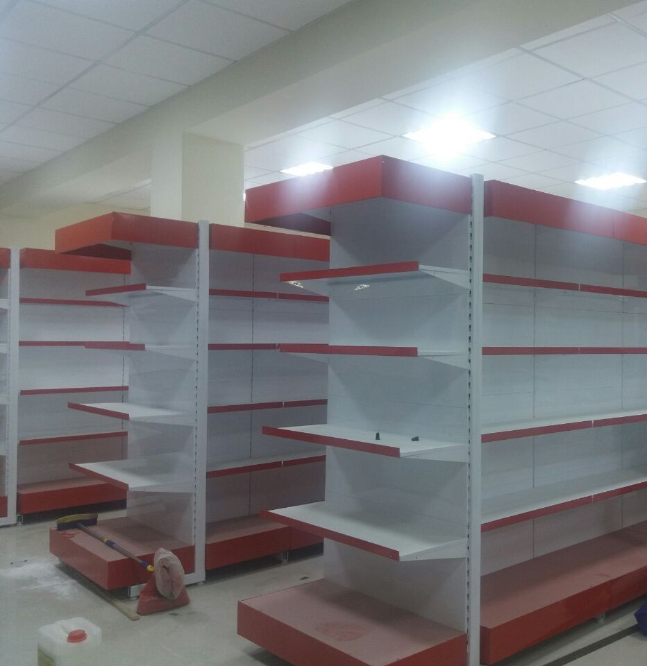 Кассовый стол, стилажи