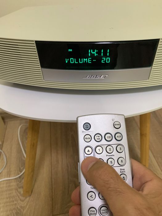 Radio Bose Wave seria 3 Touch on/off