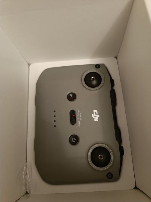 Vând drona DJI mini 2 4k noua