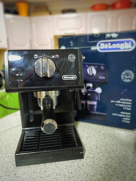 Кофемашина  delonghi