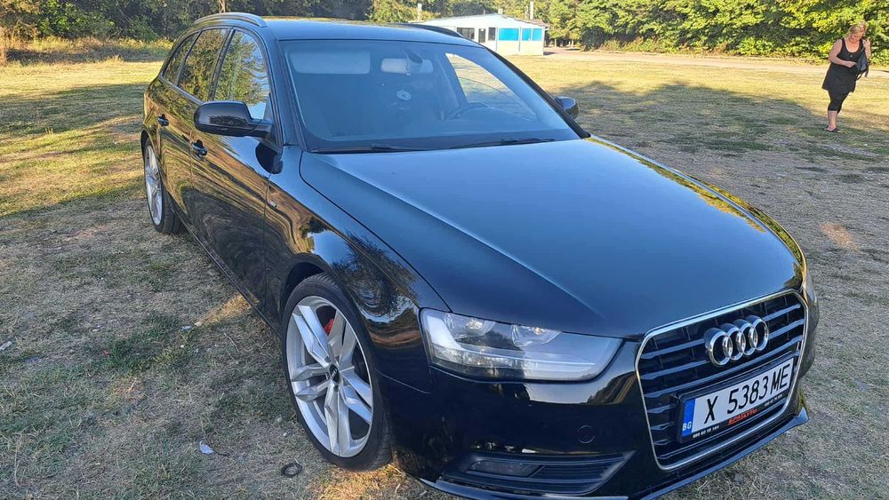 Продавам Audi A4 2012