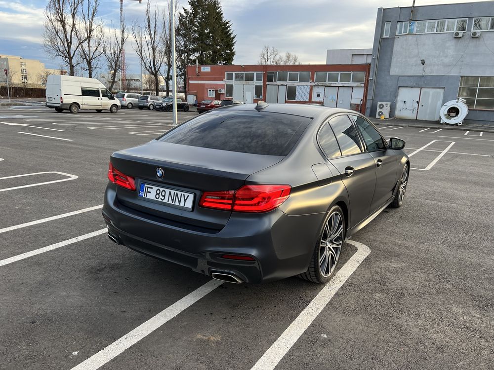 Vand bmw seria 5 g30 m pachet