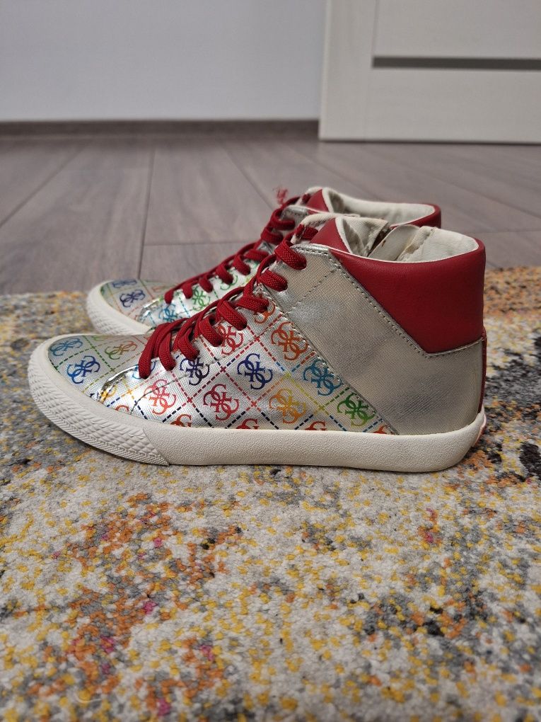 Tenesi Guess mărimea 36