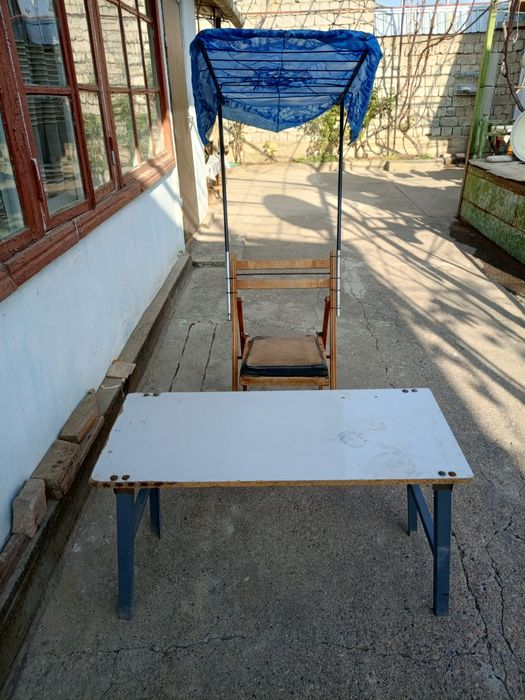 Складной стол со стулом