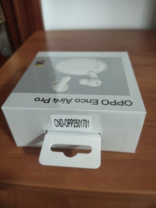 Căști wireless sigilate, OPPO Enco Air4 Pro. Preț fix: 150 Ron.
