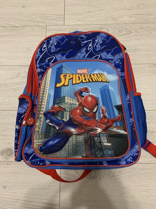 Vand trei Ghiozdane supereroi impreuna sau separat