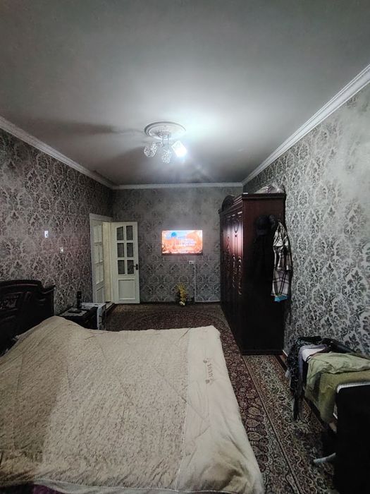 Сергели Дустлик 1. 1/5/5 Квартира чистая, балкон 2x6 не Торц, разделен