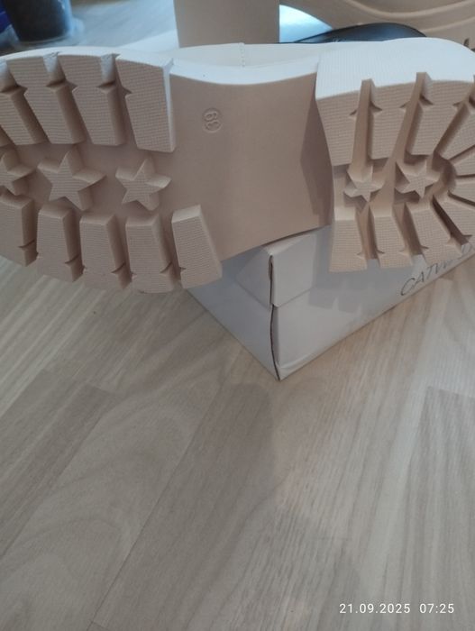 Catwalk нови дамски боти