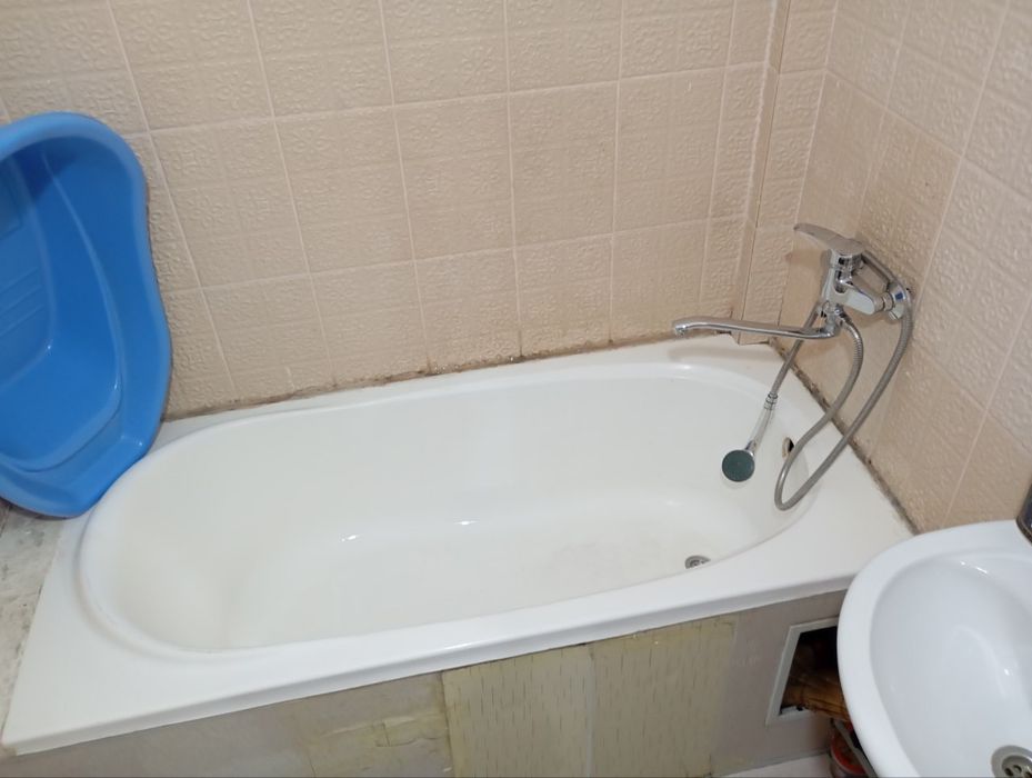 3 XONALI uy sotiladi