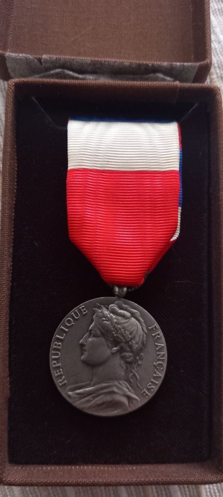 Medalie Franta argint