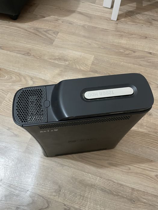 Vand xbox 360 200 RON