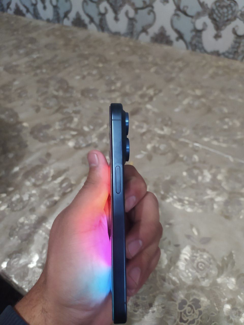 Iphone 15 pro yomkos 100 duribdi