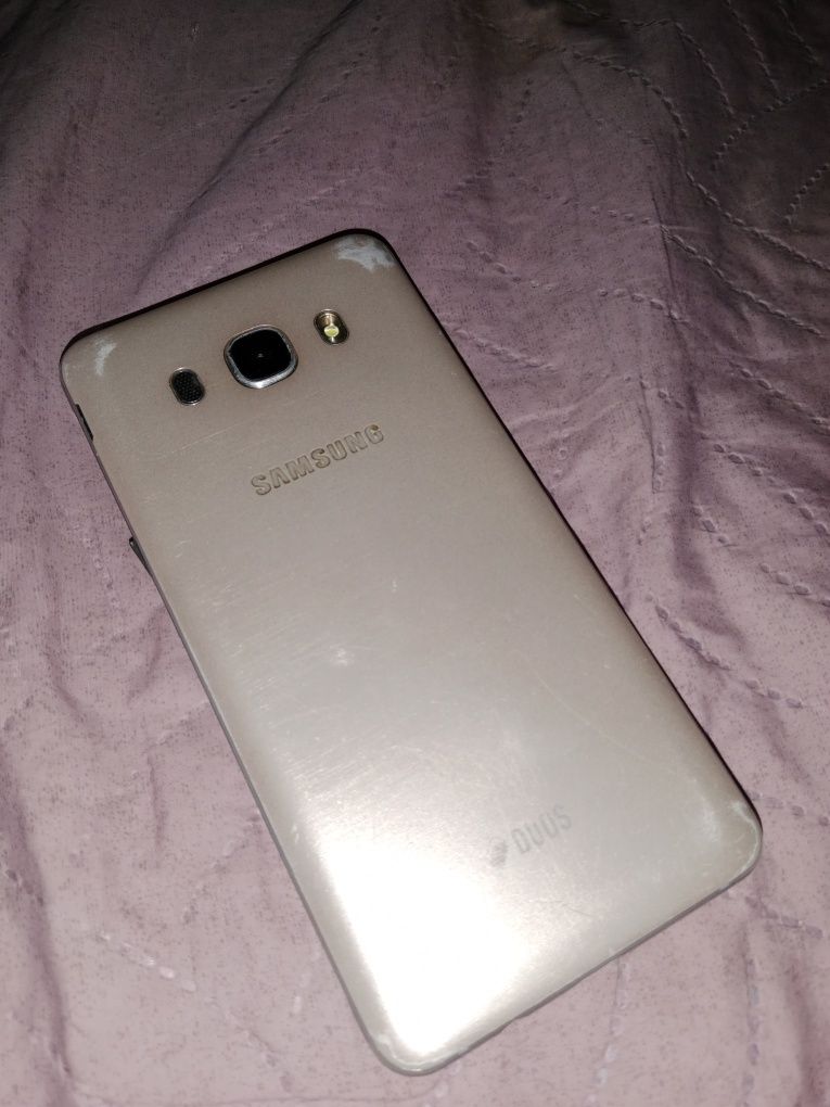 Продам телефон Samsung galaxy j5 2016