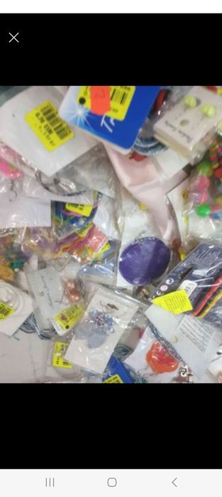 Gablonturi. Noi. 330 pungute pentru 330 lei