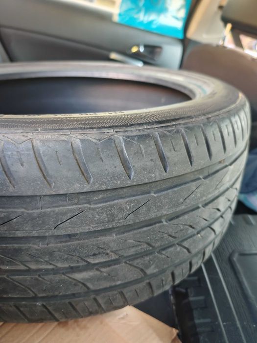 245/40/19 летни гуми 2бр