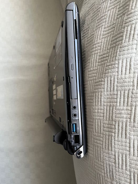 Лаптоп Toshiba portege r830-194