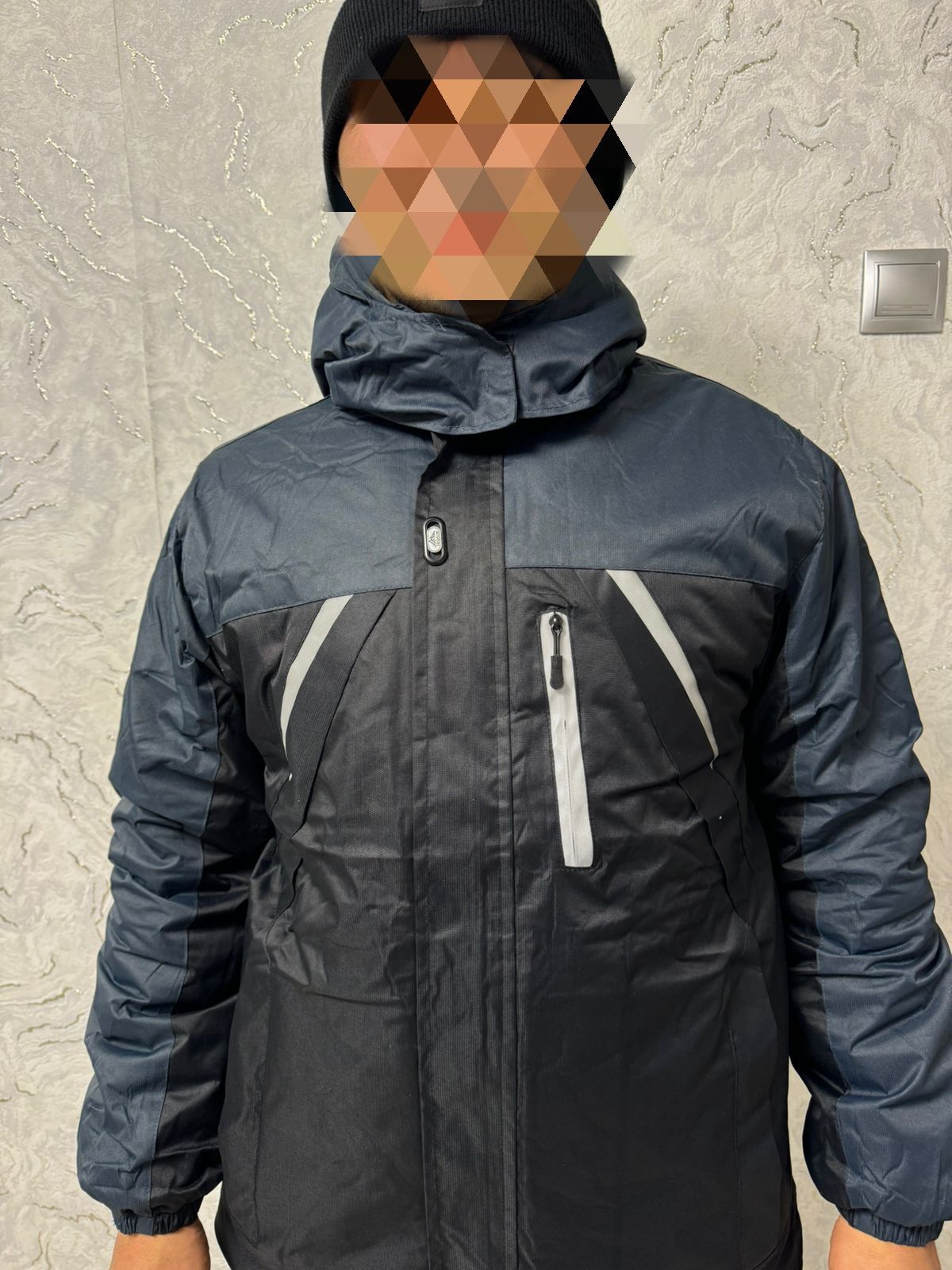 Продам новую куртку