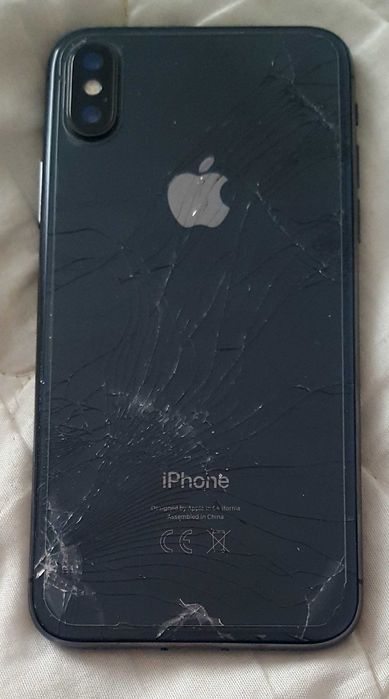 Apple iPhone X 64GB (айфон 10) цена 299 лв-напукано стъкло на гърба!