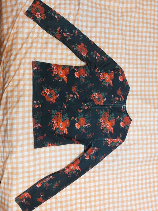 Bluza cu imprimeu floral