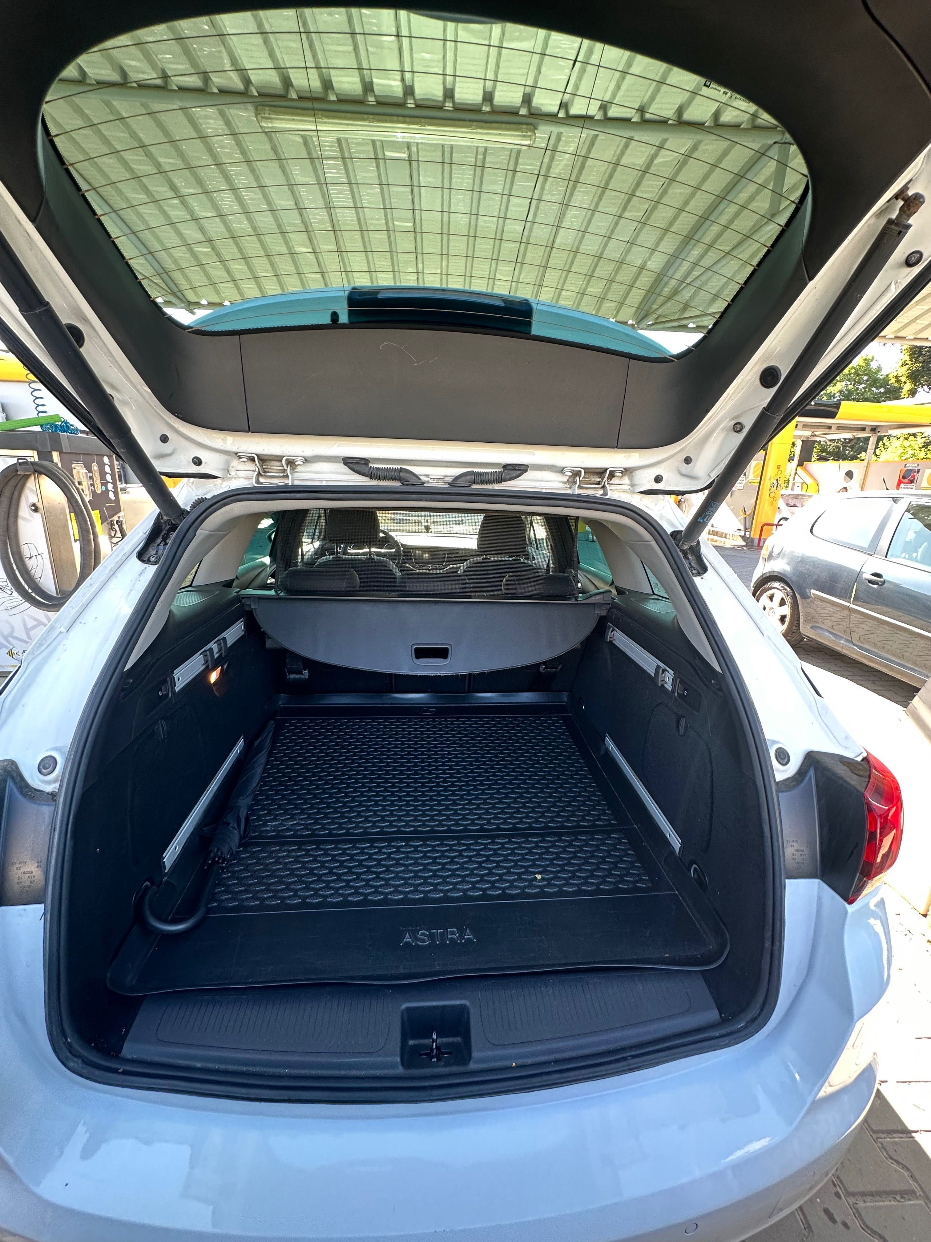 OPEL ASTRA K sports tourer Кола с всички ЕКСТРИ
