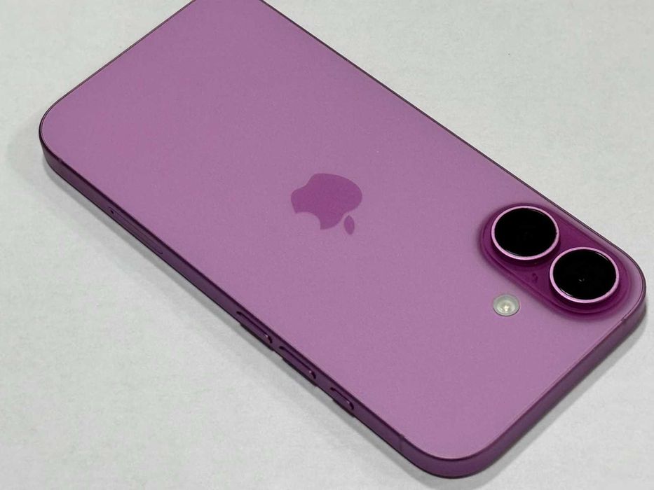 Apple iPhone 16, 256GB, 5G, Pink, 100%Battery Health