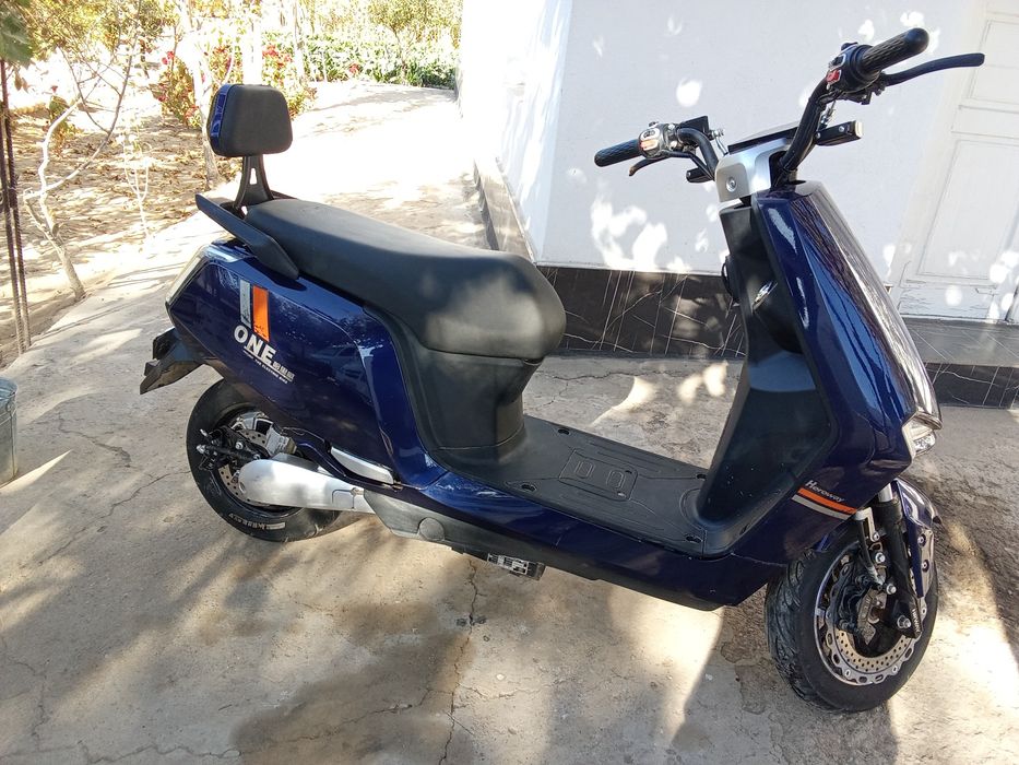 Skuter sotiladi..!
Skuter kattasidan
6 ta akumlator 72 volt 
Tezligi 7